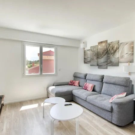 Apartment T3 Les Pins-les Pesquiers Clim Wifi 100m De La Plage By Hc *